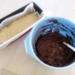 Se adauga cacao si dulceata