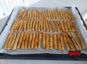 Saratele coapte - saratele cu seminte de chimen si unt Saratele coapte - saratele cu seminte de chimen si unt