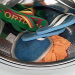 Prima tura de rufe murdare la spalat cu detergent din castane realizat manual