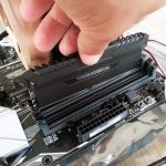 Montare Kit Memorie Corsair Vengeance RGB 16GB
