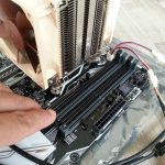 Sloturi Goale Memorie Placa de Baza Kit Memorie Corsair Vengeance RGB 16GB